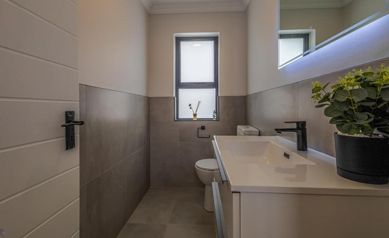 3 Bedroom Property for Sale in Laguna Western Cape